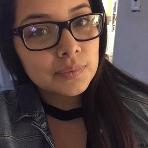 Meet your Posher, Veronica